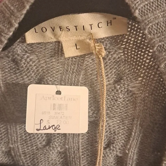 LoveStich Sweater - Picture 2 of 5